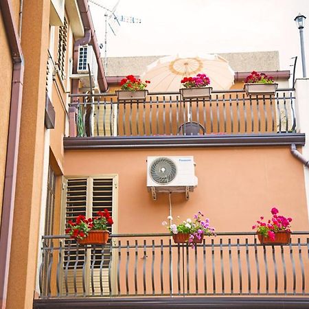 La Casa Del Lago Pergusa Lake Home Экстерьер фото