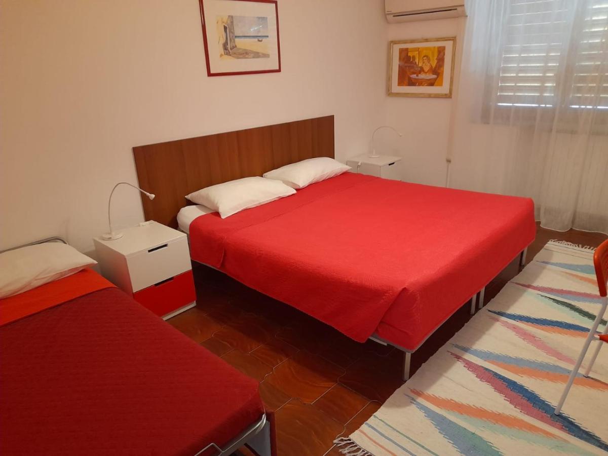 La Casa Del Lago Pergusa Lake Home Экстерьер фото