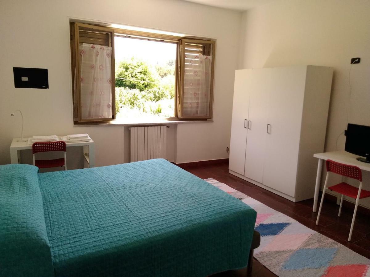 La Casa Del Lago Pergusa Lake Home Экстерьер фото